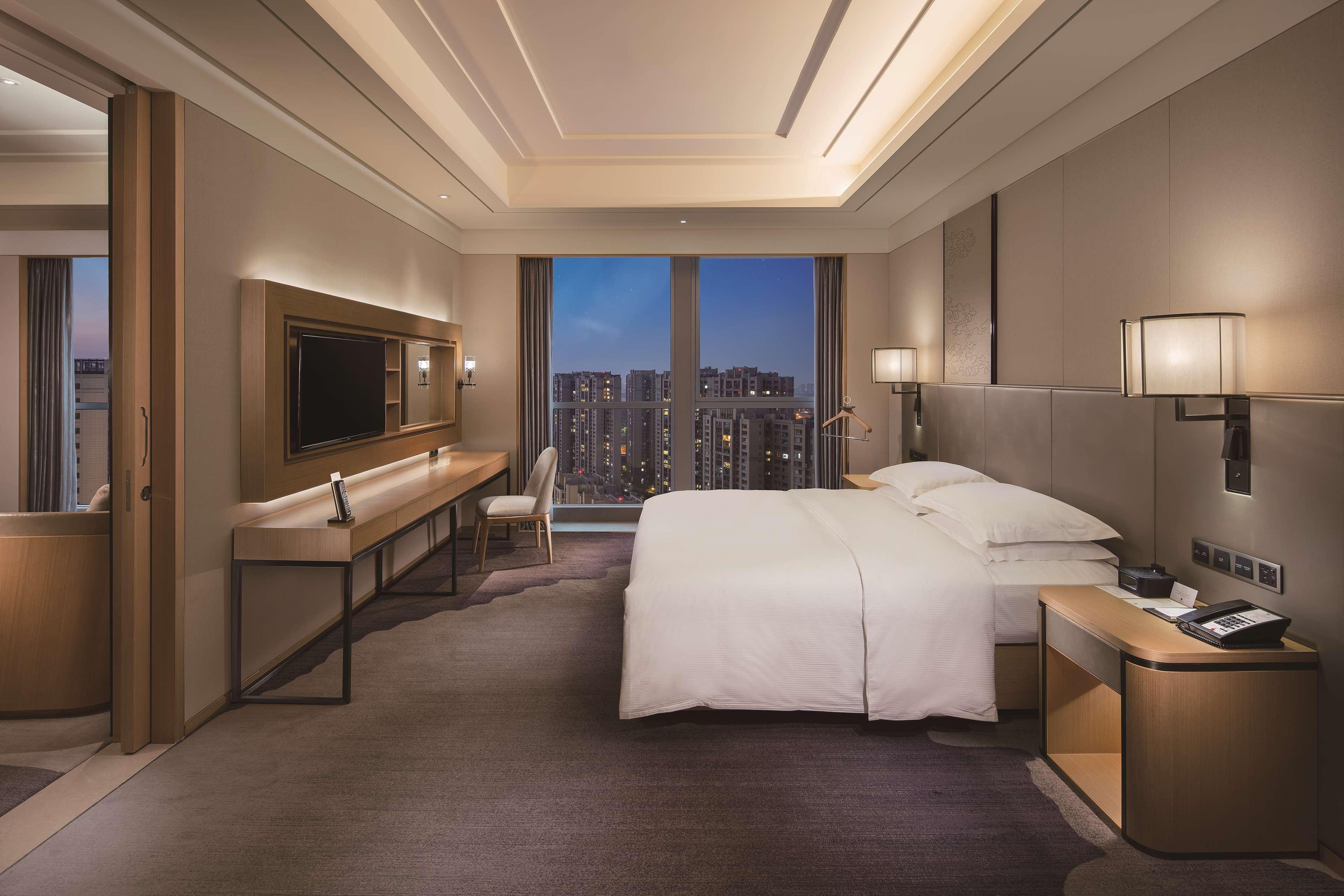 Hilton Chengdu Longquanyi Hotel Exterior foto
